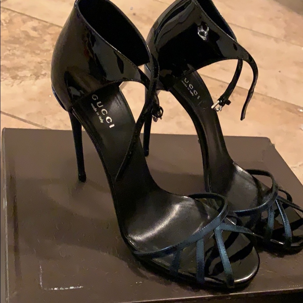 Royal blue Gucci Stilettos